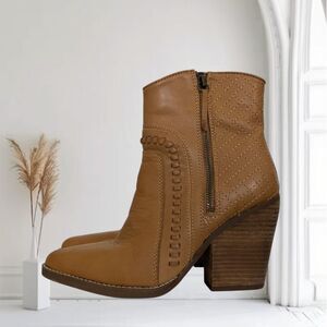 Dingo 1969 Women's Tan Brown Stitched Embellished Western Cowgirl Ankle Boots 7